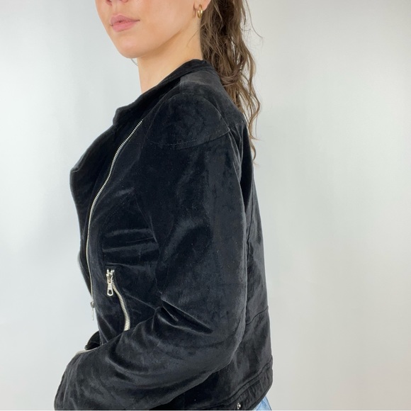 ASYMMETRICAL ZIP JACKET - Picture 2 of 3